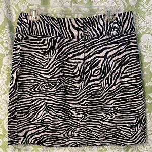 🏝️Big $10 Sale!🏝️Bandolino Zebra Skirt